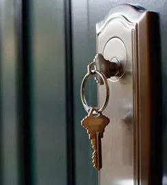 Lock Safe Services Des Moines, IA 515-325-0151 - locksmith-service-around-me