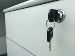 Lock Safe Services Des Moines, IA 515-325-0151 - unlocking-file-cabinet